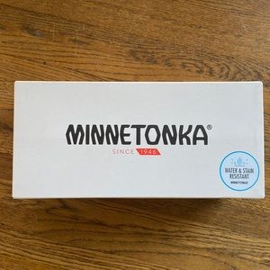 COPY - Minnetonka Alpine Sheepskin Moccasin Slippers in Leopard Print